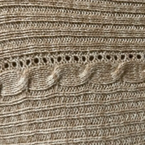 Westport 1962 tan sweater. Size 3X lovely at brunch, on the beach, or at dinner - Picture 4 of 7